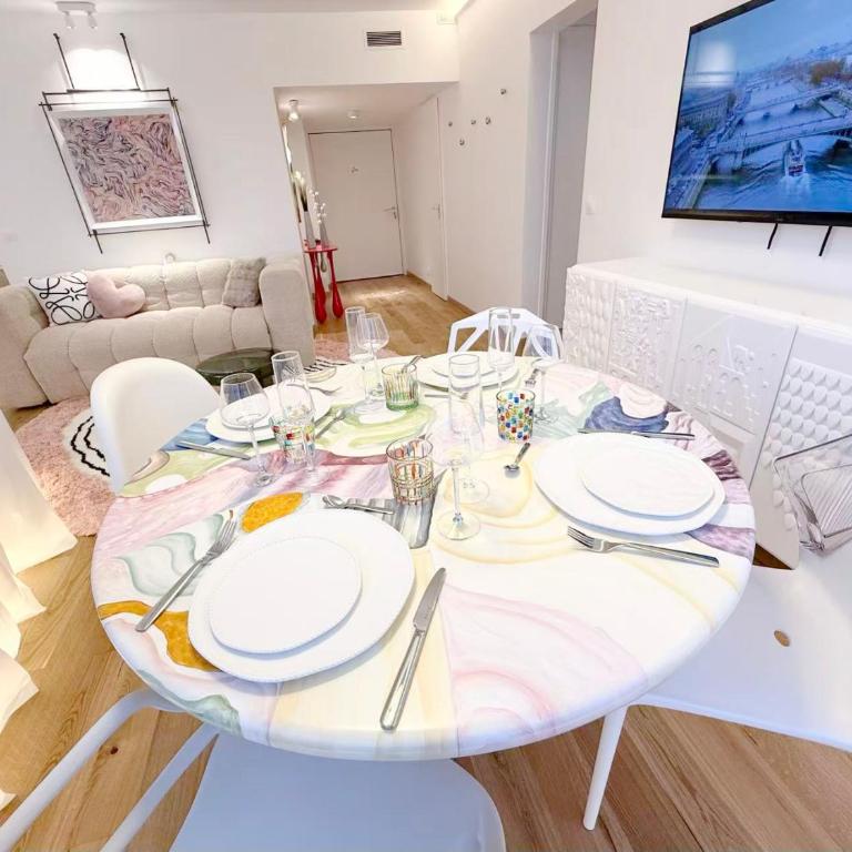 Contemporary artist style panoramic EiffelTower - Appartement Supérieur 2 Chambres - 32