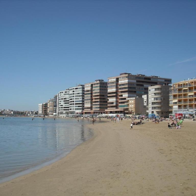 bonito apartamento en Torrevieja - Apartamento de 2 dormitorios - 23