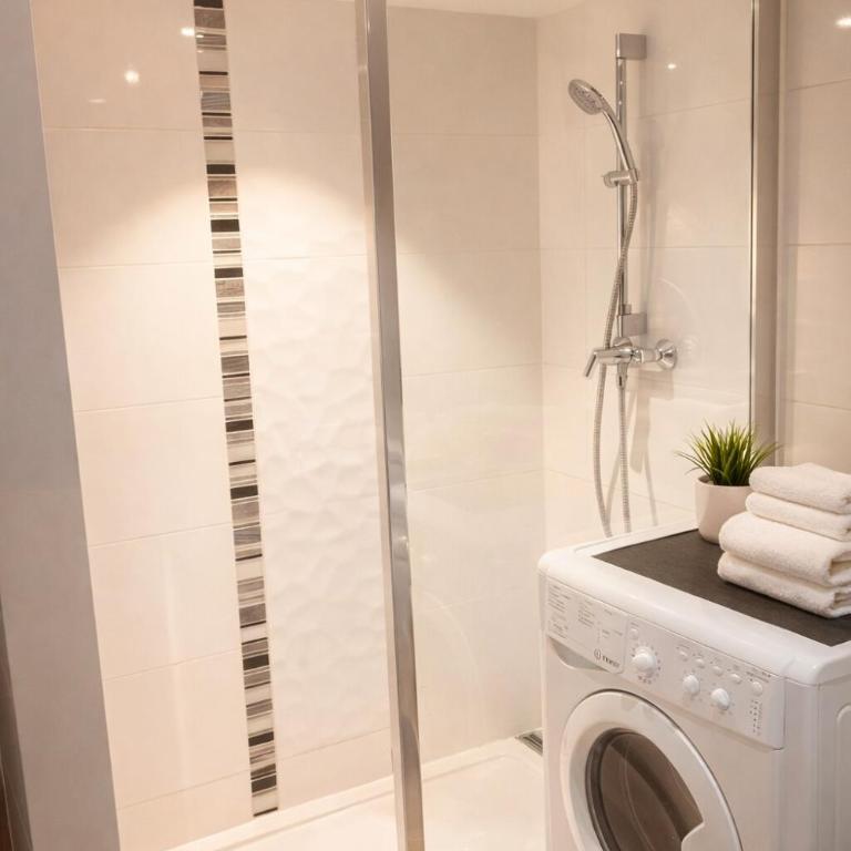 T2 cosy haut de gamme avec suite hyper centre - Apartment mit 1 Schlafzimmer - 13