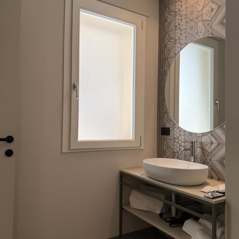 WakeApp Tech B&B - Double Room with Terrace - 8