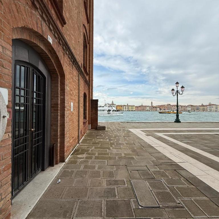Molino Stucky Studio - canal view - Appartamento Monolocale con 1 Letto Matrimoniale - 23