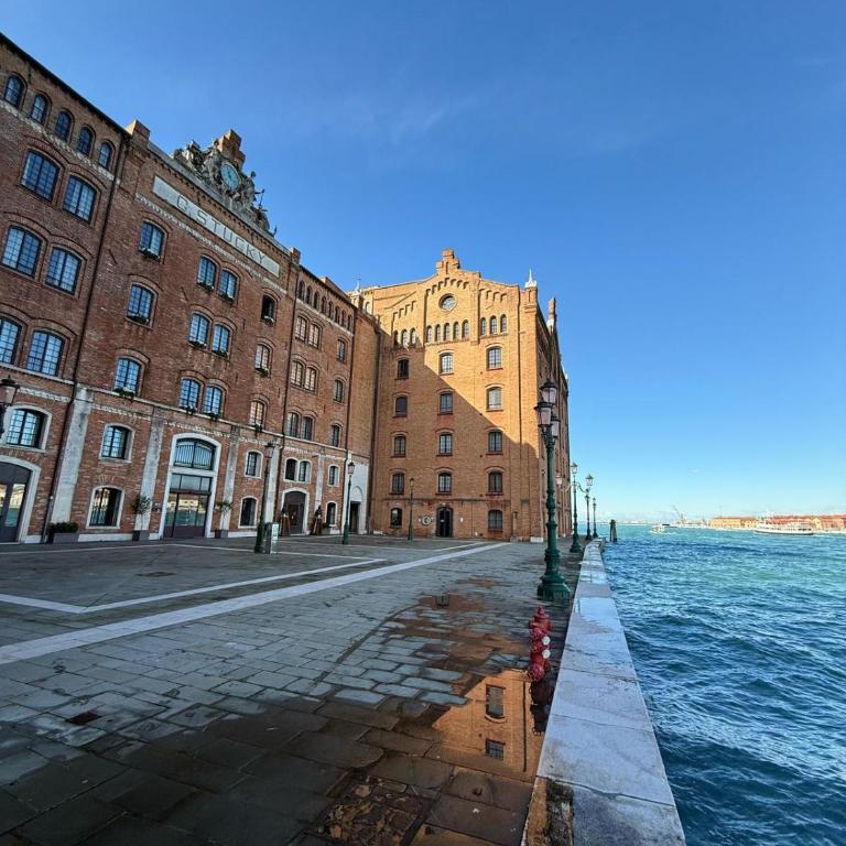 Molino Stucky Studio - canal view - Appartamento Monolocale con 1 Letto Matrimoniale - 27