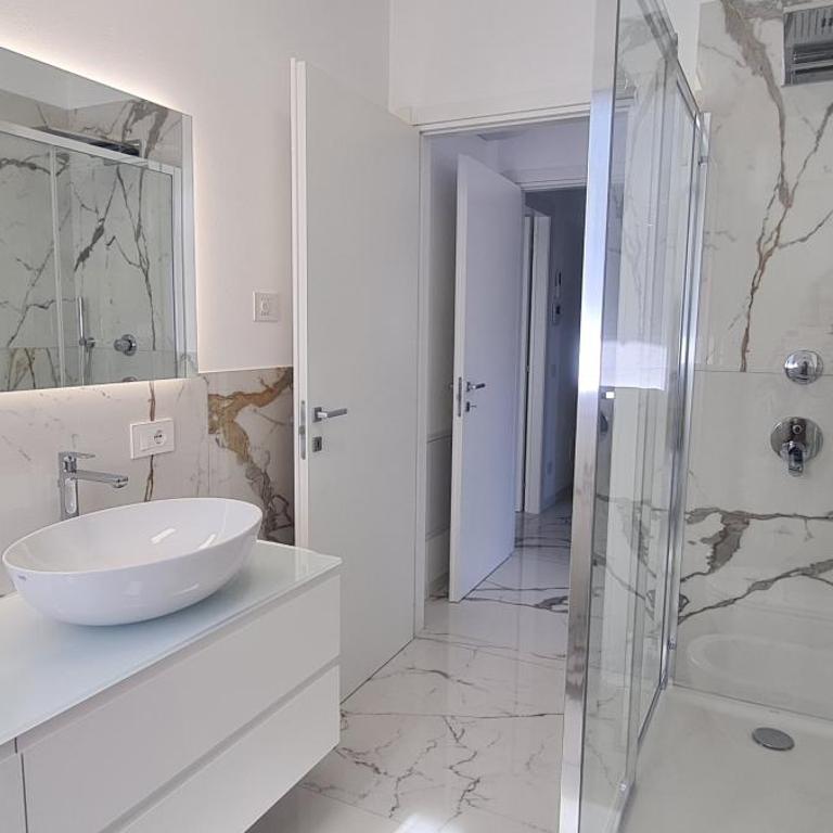 Riva del Lario Villa Sartori - Appartamento con 2 Camere da Letto, Balcone e Terrazza - 17