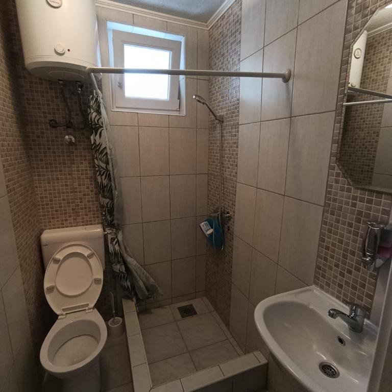 Guesthouse Flaghome - Double Room with Private Bathroom - 1