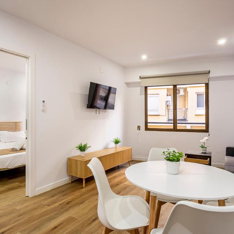 Urban Charm Flat - Extramurs - One-Bedroom Apartment - 1