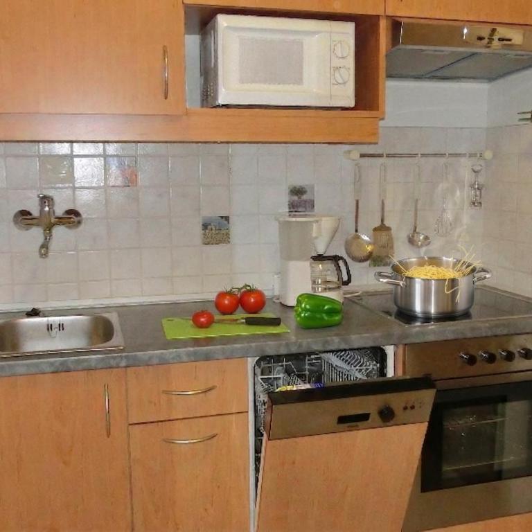 RUTH Haus KMB Seeblickappartement am Ossiacher See, Hallenbad, Skiarena Gerlitzen - Apartment mit 2 Schlafzimmern und Balkon - 7
