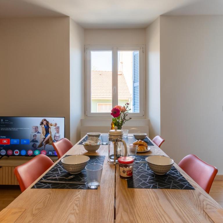 Côté Pyrénées - 9 min des Sanctuaires - Moderne & Équipé - Jusqu'à 4 couchages - Apartment mit 1 Schlafzimmer - 10