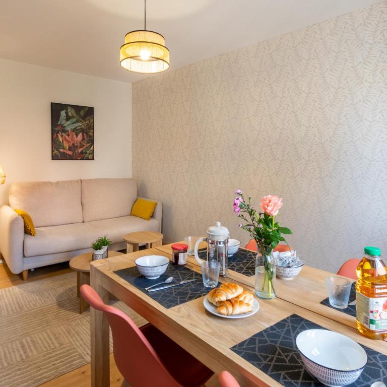 Côté Pyrénées - 9 min des Sanctuaires - Moderne & Équipé - Jusqu'à 4 couchages - Apartment mit 1 Schlafzimmer - 9