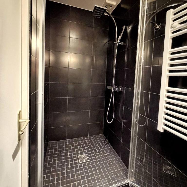 Charming studio in the heart of Rpublique - Appartamento - 25