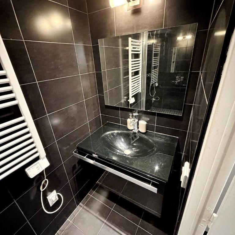 Charming studio in the heart of Rpublique - Appartamento - 26