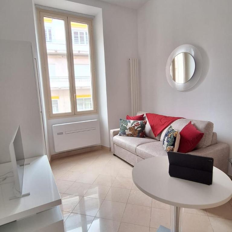 MOLIERE Appartement 1 chambre lumineux et central - Apartment mit 1 Schlafzimmer - 1