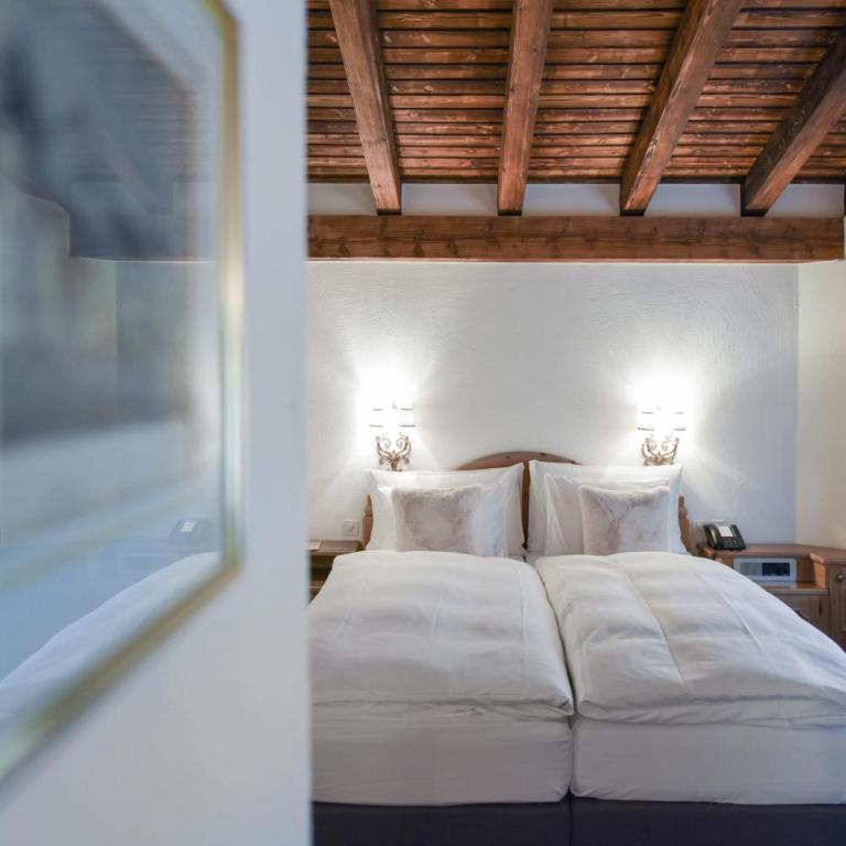 Soldanella by Hotel Adula - Junior Suite mit Balkon - 4