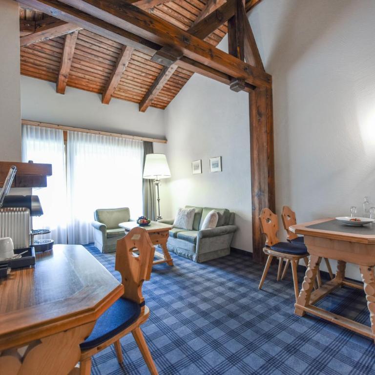 Soldanella by Hotel Adula - Junior Suite mit Balkon - 6