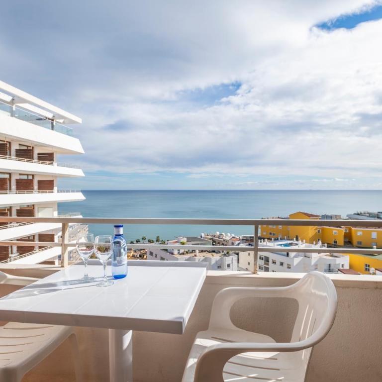 Leonardo Hotel Torremolinos Costa Del Sol - Habitación Triple Deluxe con vistas al mar - 7