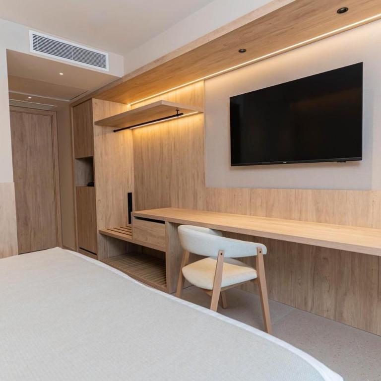 Port Benidorm Hotel & Spa 4* Sup - Deluxe Panoramic Double Room (1 Adult) - 3