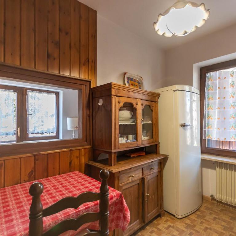 Casa Iolanda - Appartamento con Vista e Balcone - 12