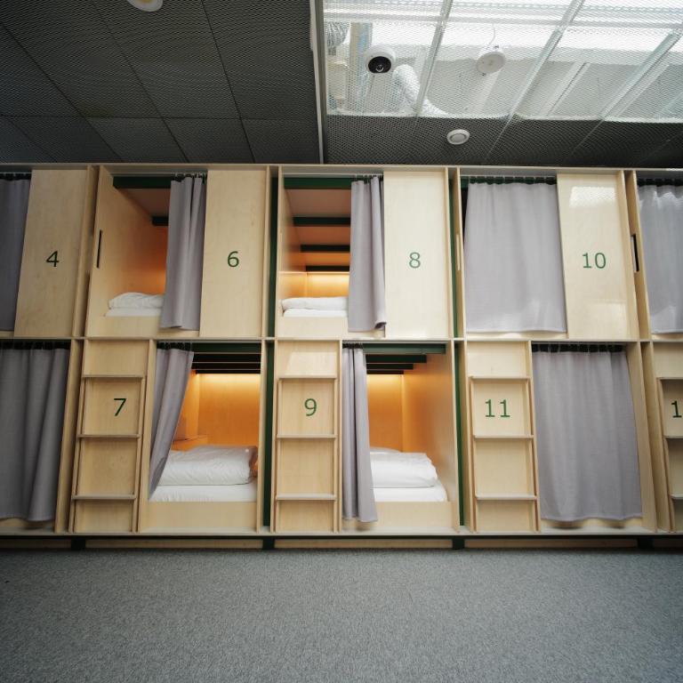 Green Marmot Capsule Hotel Genève - Self check-in - Upper Capsule - 8