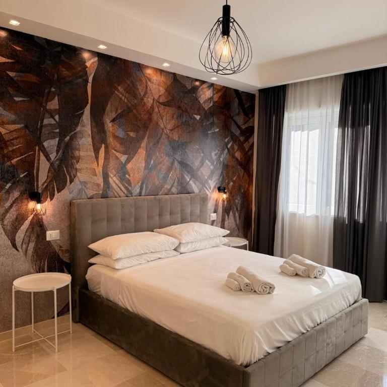 Suite 55 in centro - Camera Queen con Vasca Idromassaggio - 3