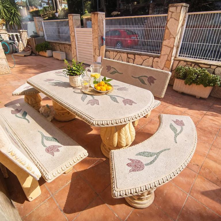 Sunny Private Pool Retreat with Terrace Calafell - Apartamento de 1 dormitorio - 5