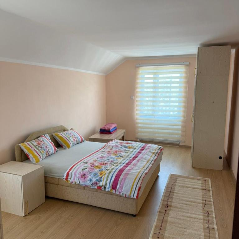 Guesthouse JAGO - Three-Bedroom Apartment - 8