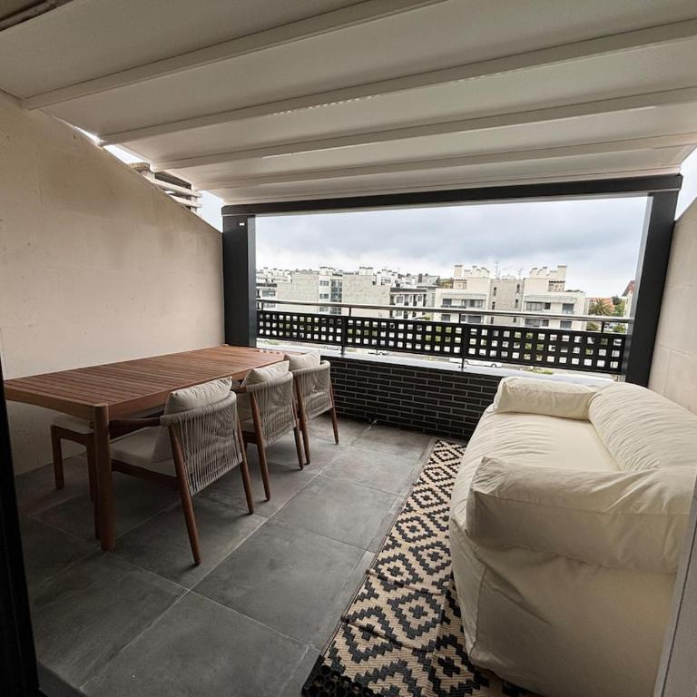 Ático nuevo con gran terraza y piscina en Llanes - Three-Bedroom Apartment - 1