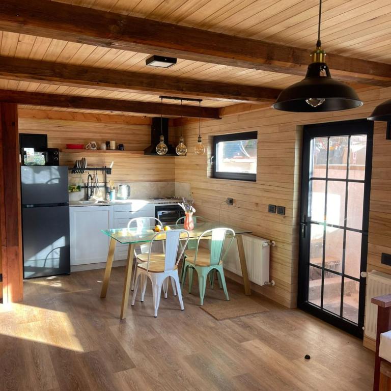 Tiny Under Chalet - One-Bedroom Apartment with Garden View - 2