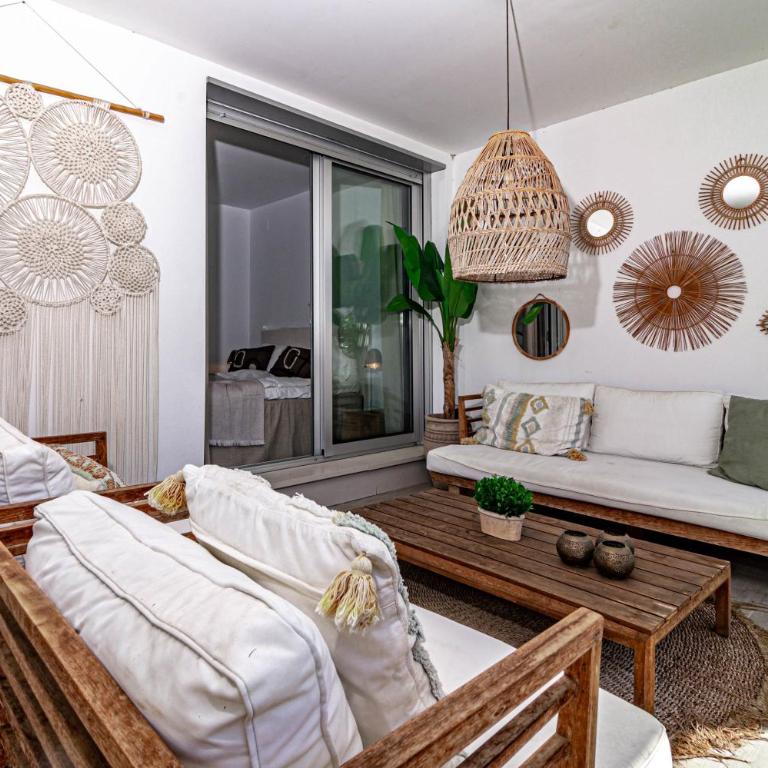 LM10BB- Modern Living with Large Sunny Terrace - Apartamento - 36