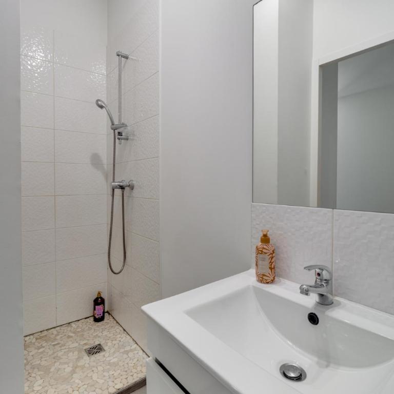 ღ Le Cosy Brienne • T2 au Centre-Ville ღ Métro - Apartment mit 1 Schlafzimmer - 4