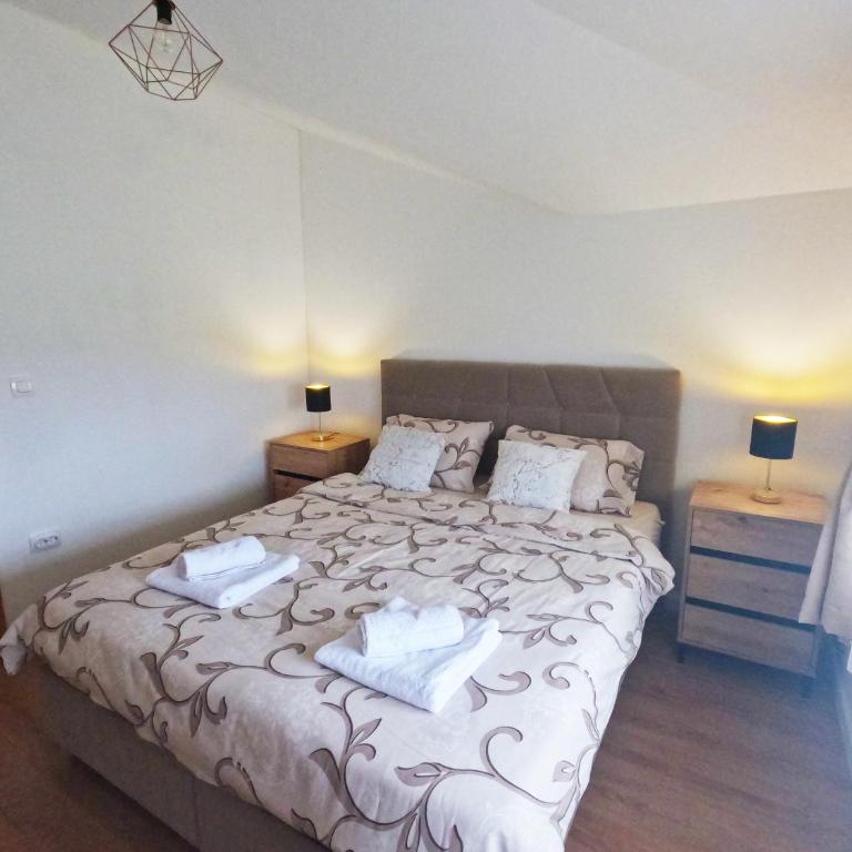 Vila Magdalena - One-Bedroom Apartment with Balcony and Mountain View - 5