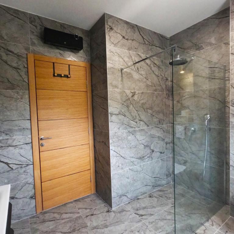 Vila Magdalena - One-Bedroom Apartment with Balcony and Mountain View - 6