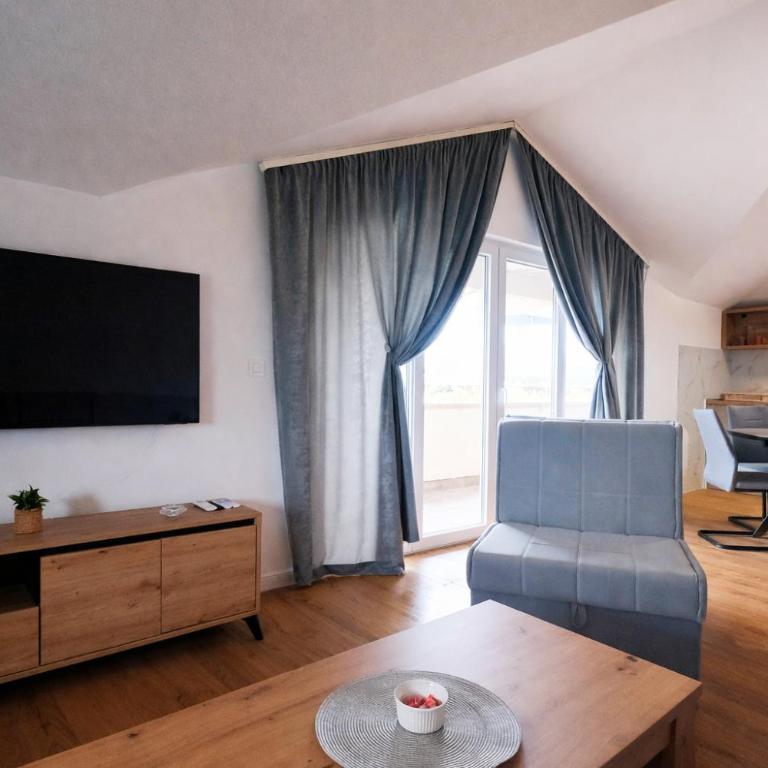 Vila Magdalena - One-Bedroom Apartment with Balcony and City View - 8