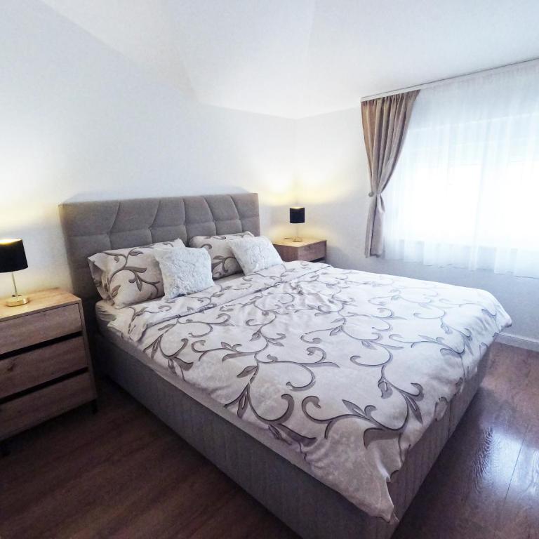 Vila Magdalena - One-Bedroom Apartment with Balcony and City View - 10