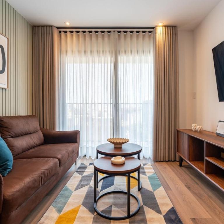Miraflores Spacious 3BR Near Larcomar by Geko - Three-Bedroom Apartment with View - 12
