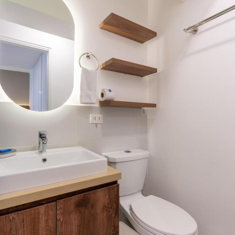 Miraflores Spacious 3BR Near Larcomar by Geko - Three-Bedroom Apartment with View - 22