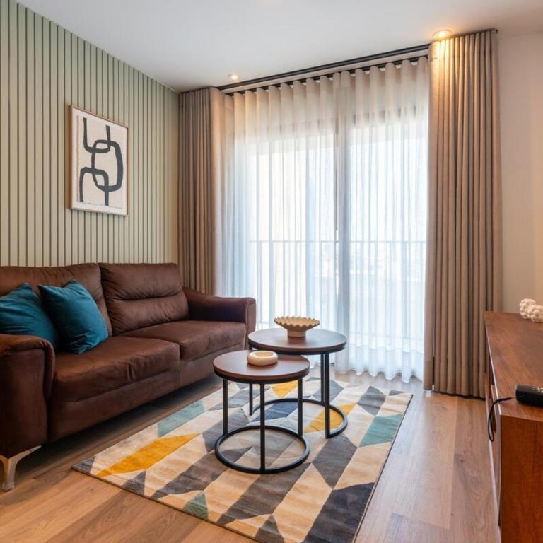 Miraflores Spacious 3BR Near Larcomar by Geko - Three-Bedroom Apartment with View - 4