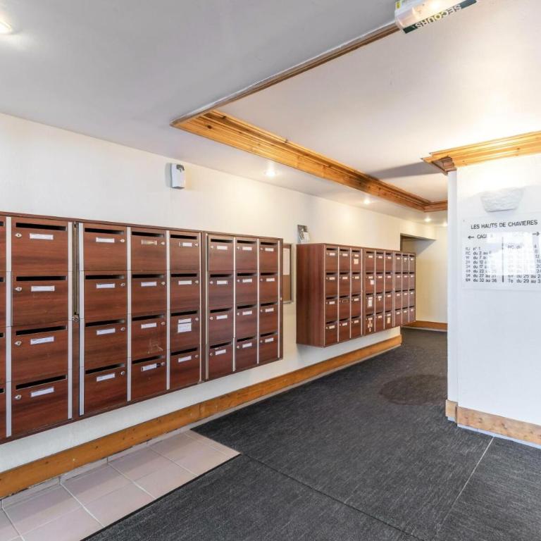 Résidence Hauts De Chaviere - Val Thorens location: bel appartement de 53 m2 traversant, confortable et calme de 53 m2, bien situ MAE-9037 - Appartement - 28