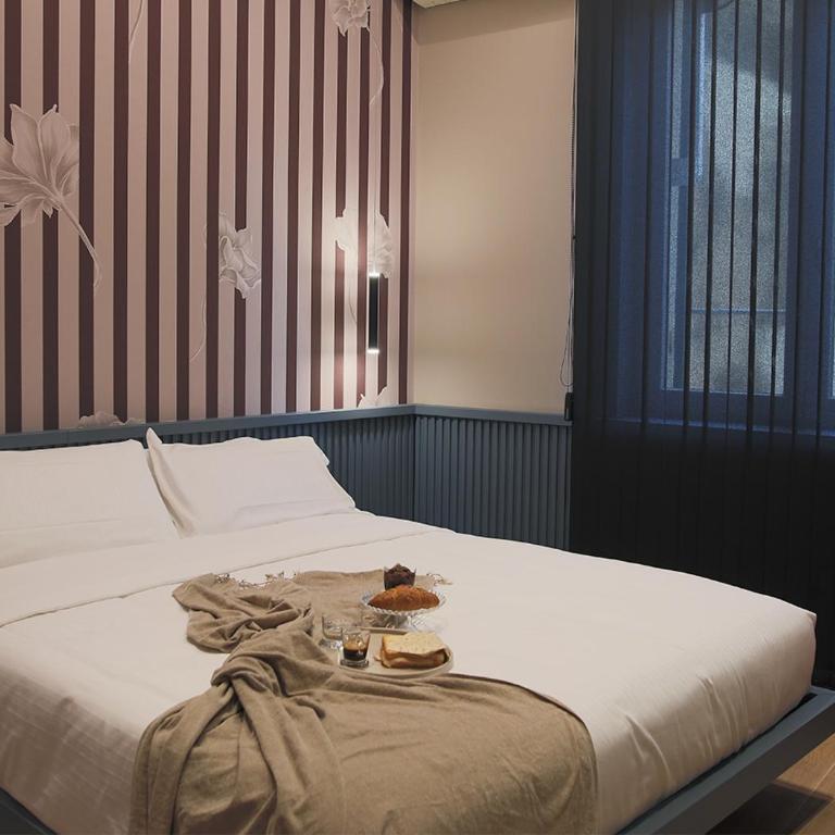 Lanza Luxury Home - One-Bedroom Apartment - 3