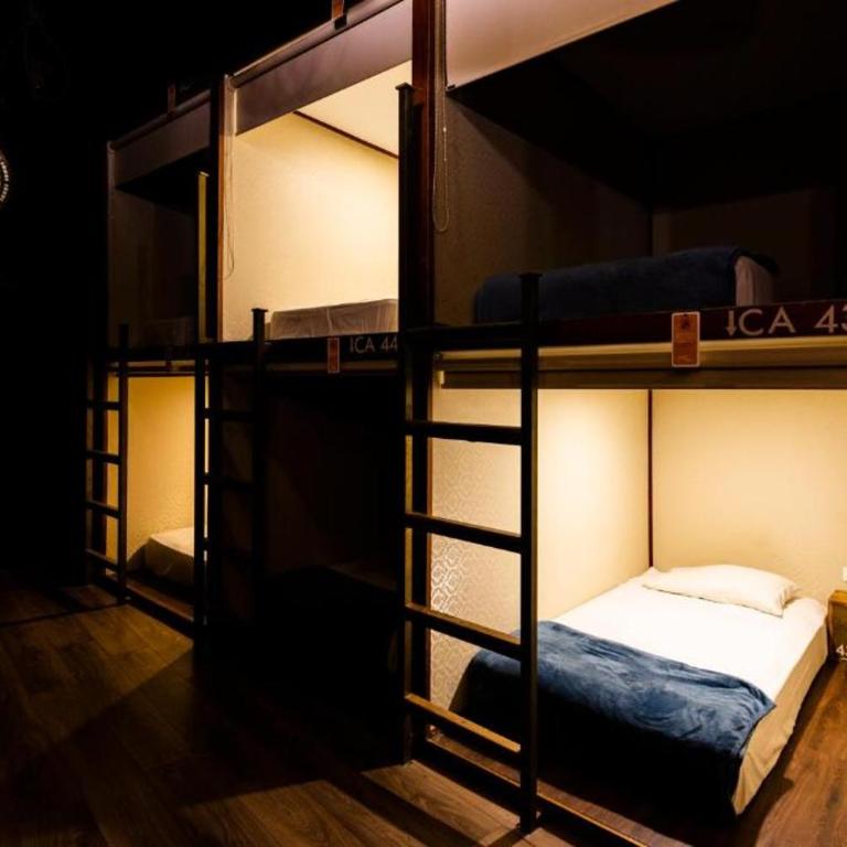 The Clock Hostel & Suites - Bed in 10-Bed Mixed Dormitory Room - 1