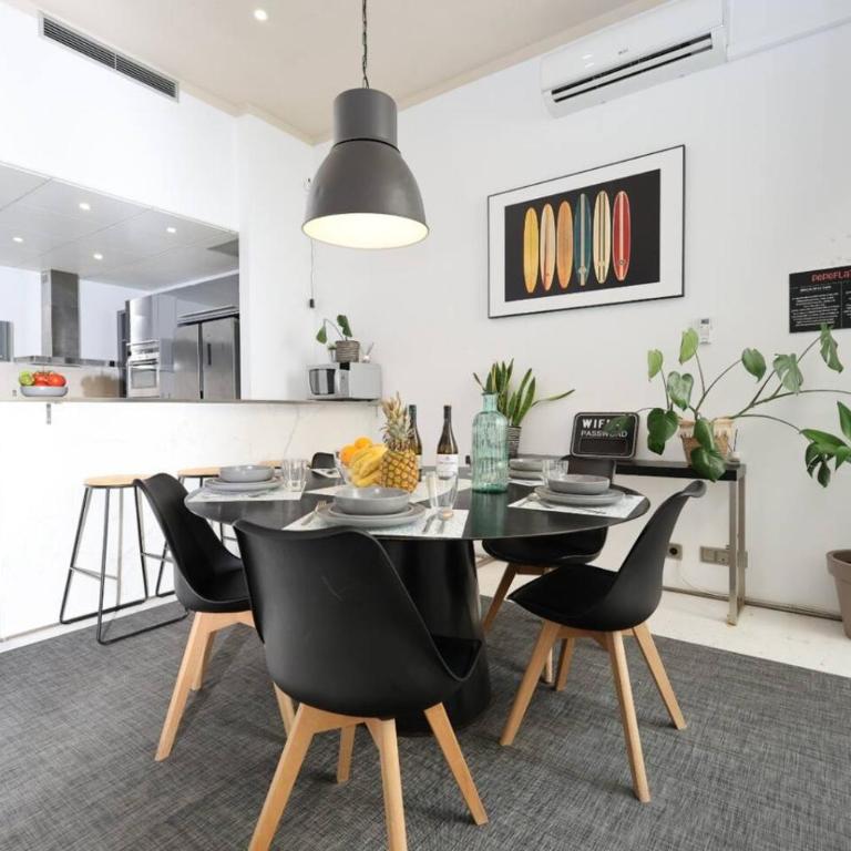PepeFlats - VLC City House with garage, city ciencias - Three-Bedroom House - 11