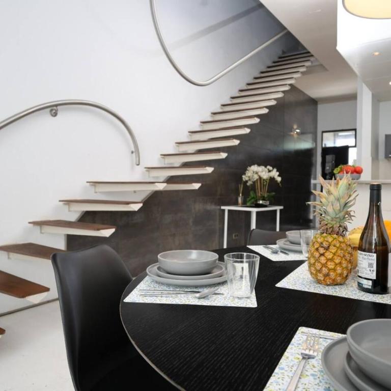 PepeFlats - VLC City House with garage, city ciencias - Three-Bedroom House - 12