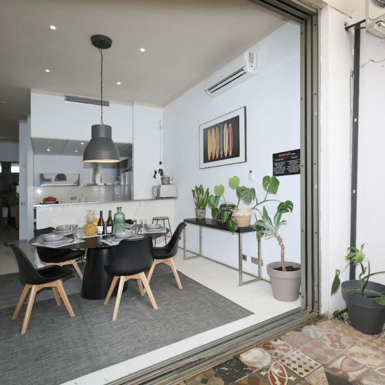 PepeFlats - VLC City House with garage, city ciencias - Three-Bedroom House - 15