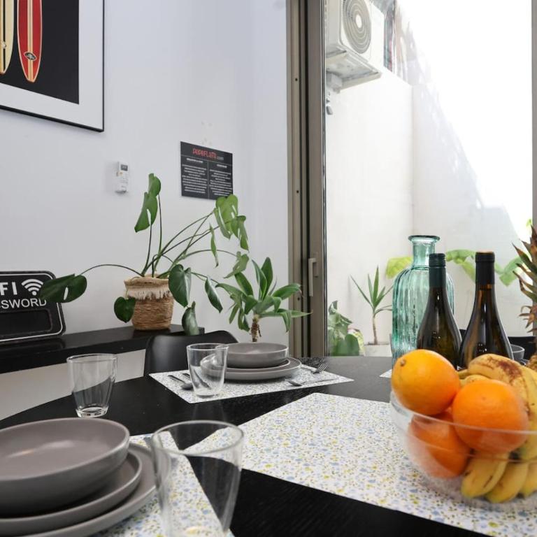 PepeFlats - VLC City House with garage, city ciencias - Three-Bedroom House - 29