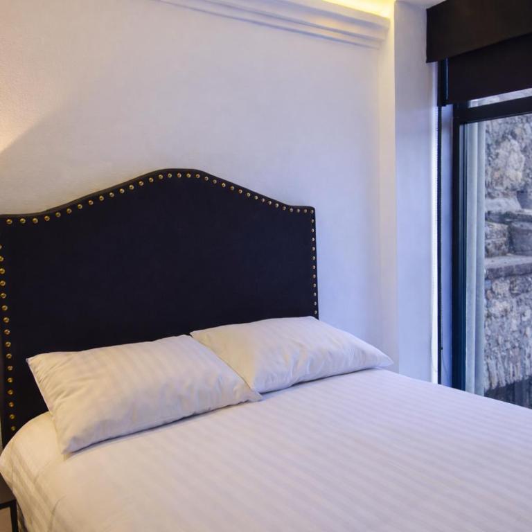 Hotel Tamara - Habitación con 2 camas grandes - 3