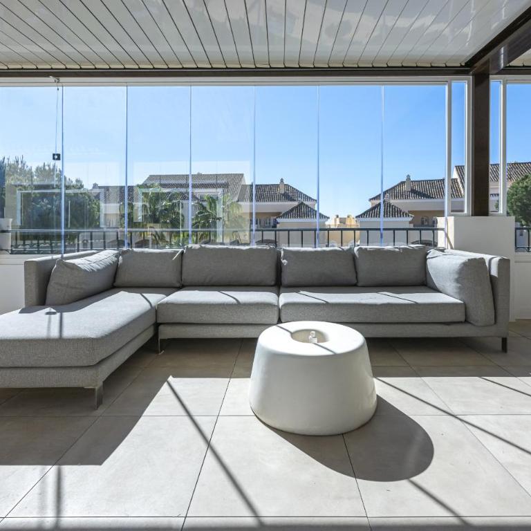 Amazing 4Br Apart. Parking, Pool, Close to the Sea - Apartment - 32