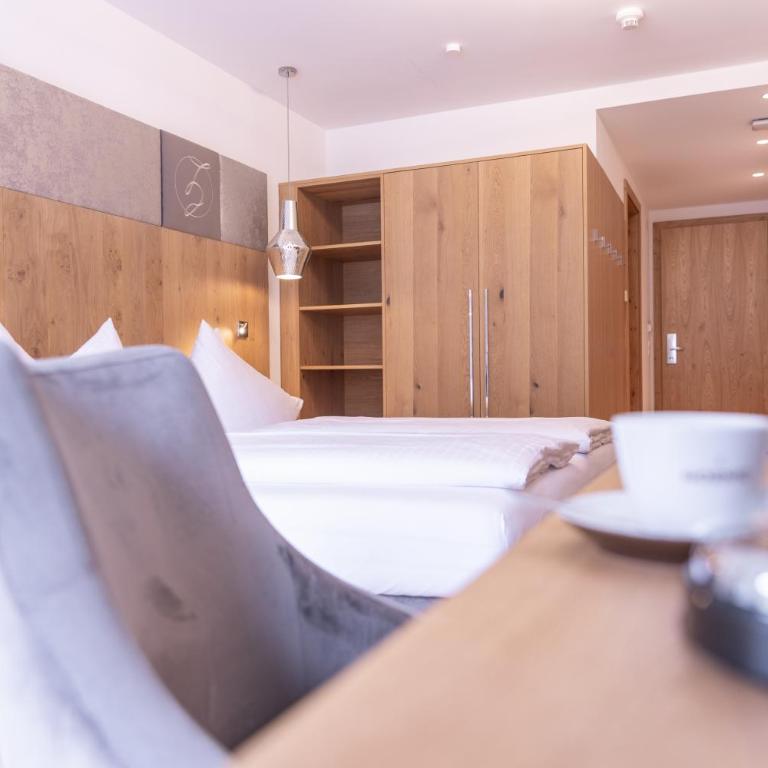 Hotel Zalwonder - Basic Doppelzimmer mit eingeschränkter Aussicht - 4