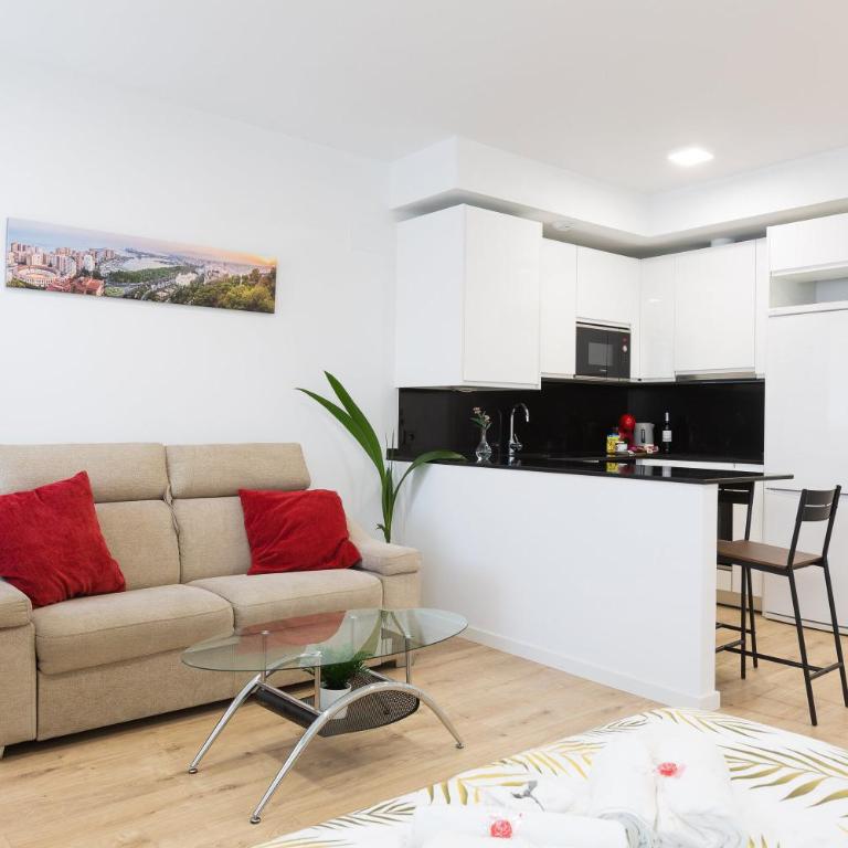 Cosmopolitan Loft Malaga Beach - Apartamento - 1