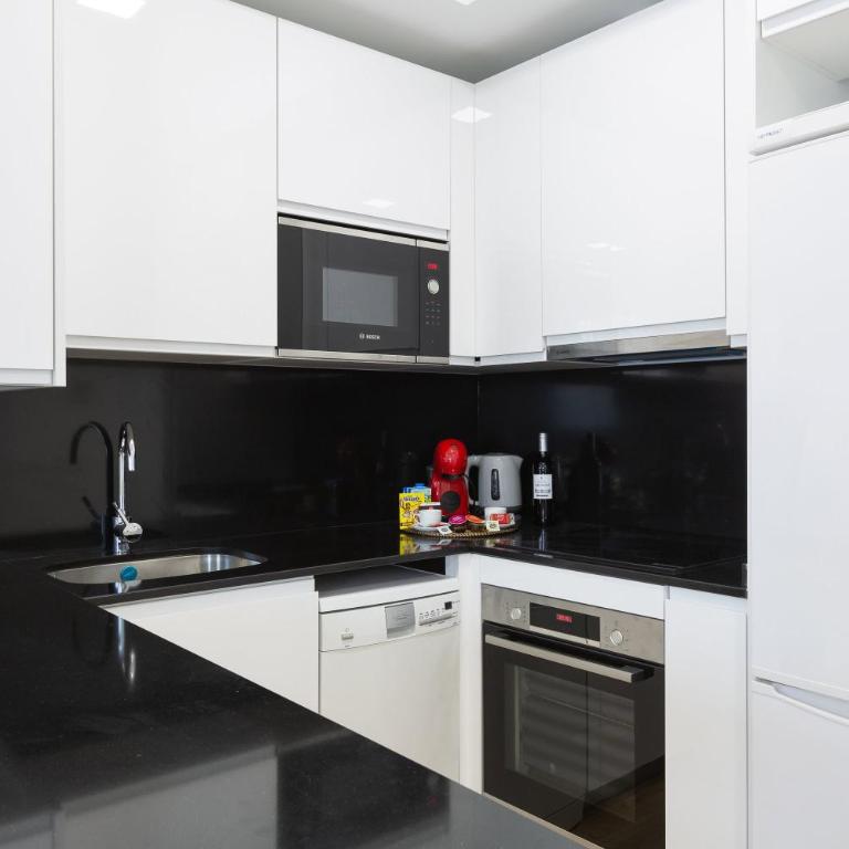 Cosmopolitan Loft Malaga Beach - Apartamento - 4