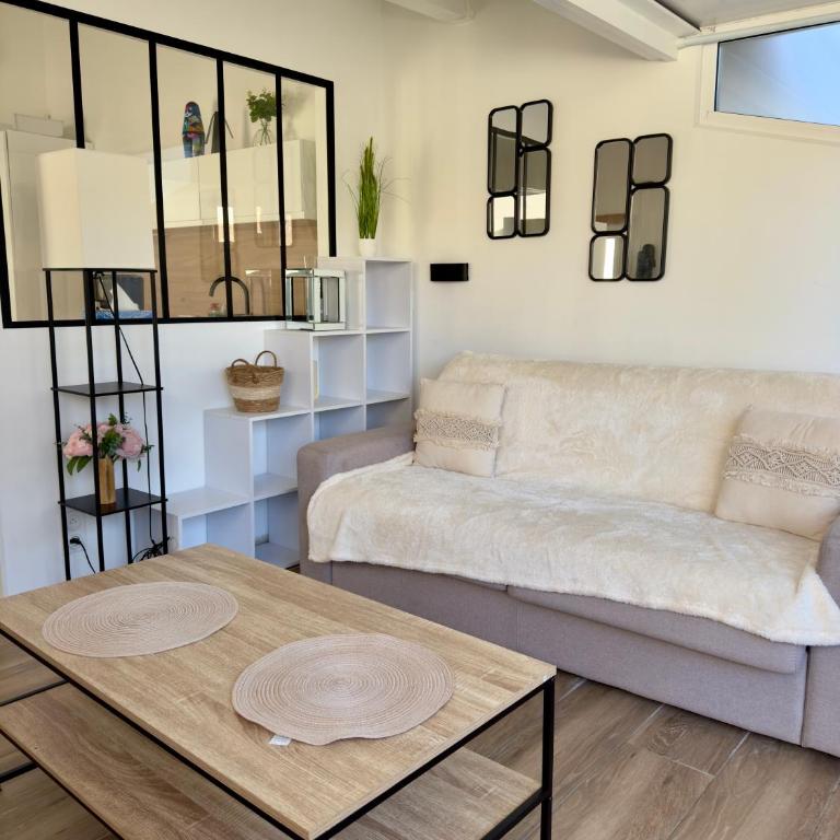 Jardin Secret - 4pers - Piscine - Pinède - Histoire de clés - Apartment mit 1 Schlafzimmer - 2