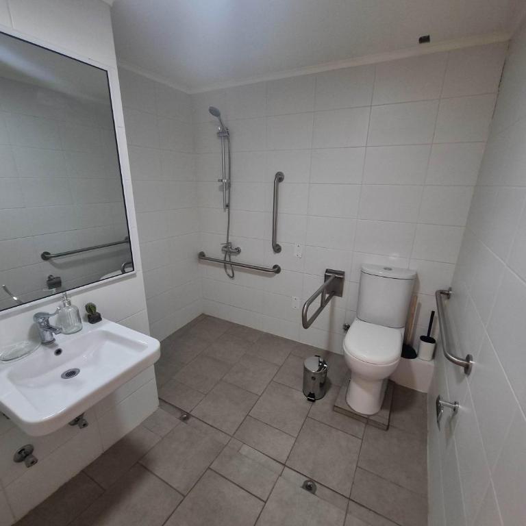 Cozy 1BR Oasis in Stgo Centro Steps to Metro - Apartment - 9