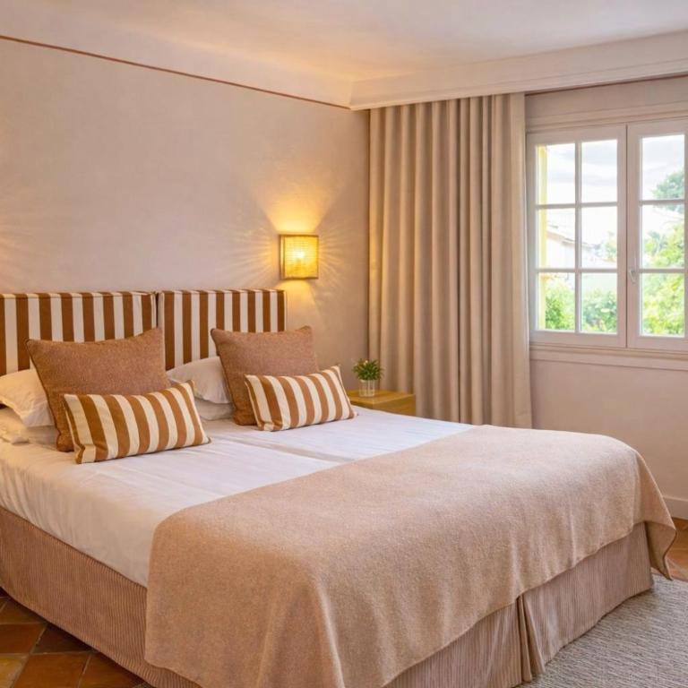La Bastide Du Port - Hôtel de Charme - Chambre Standard - Vue sur Jardin - 1
